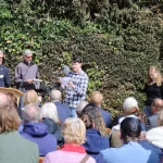 Schüler liest beim Cap Arcona Gedenken